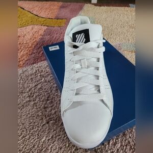 New - Men's K-Swiss Sneakers size 11.5